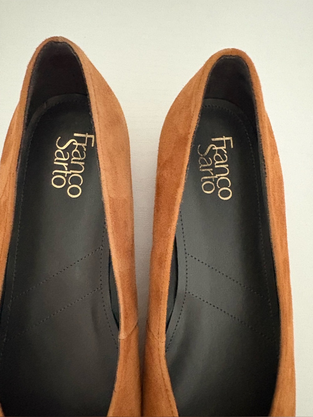 NWOT- Franco Sarto Suede Flats in Camel Brown - Picture 5 of 10